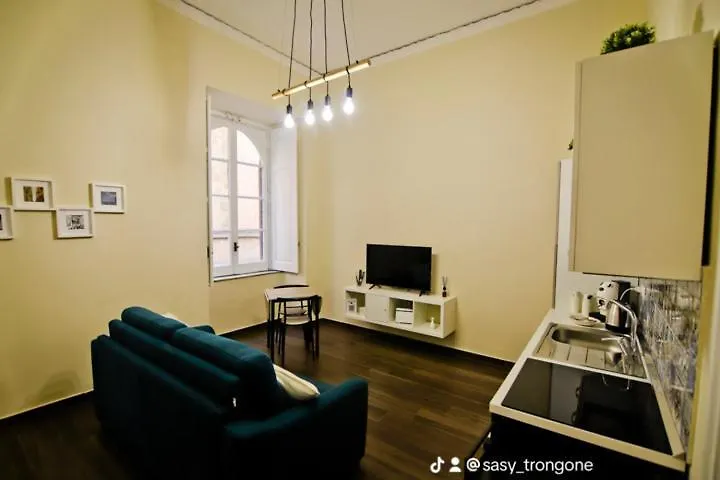 הוילה נאפולי House San Felice